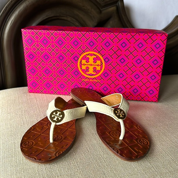 Tory Burch Shoes - Brand New Tory Burch sandal